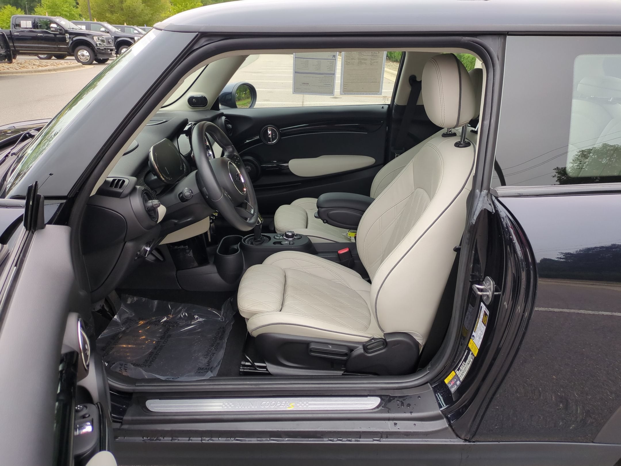 2023 MINI Hardtop 2 Door Cooper SE