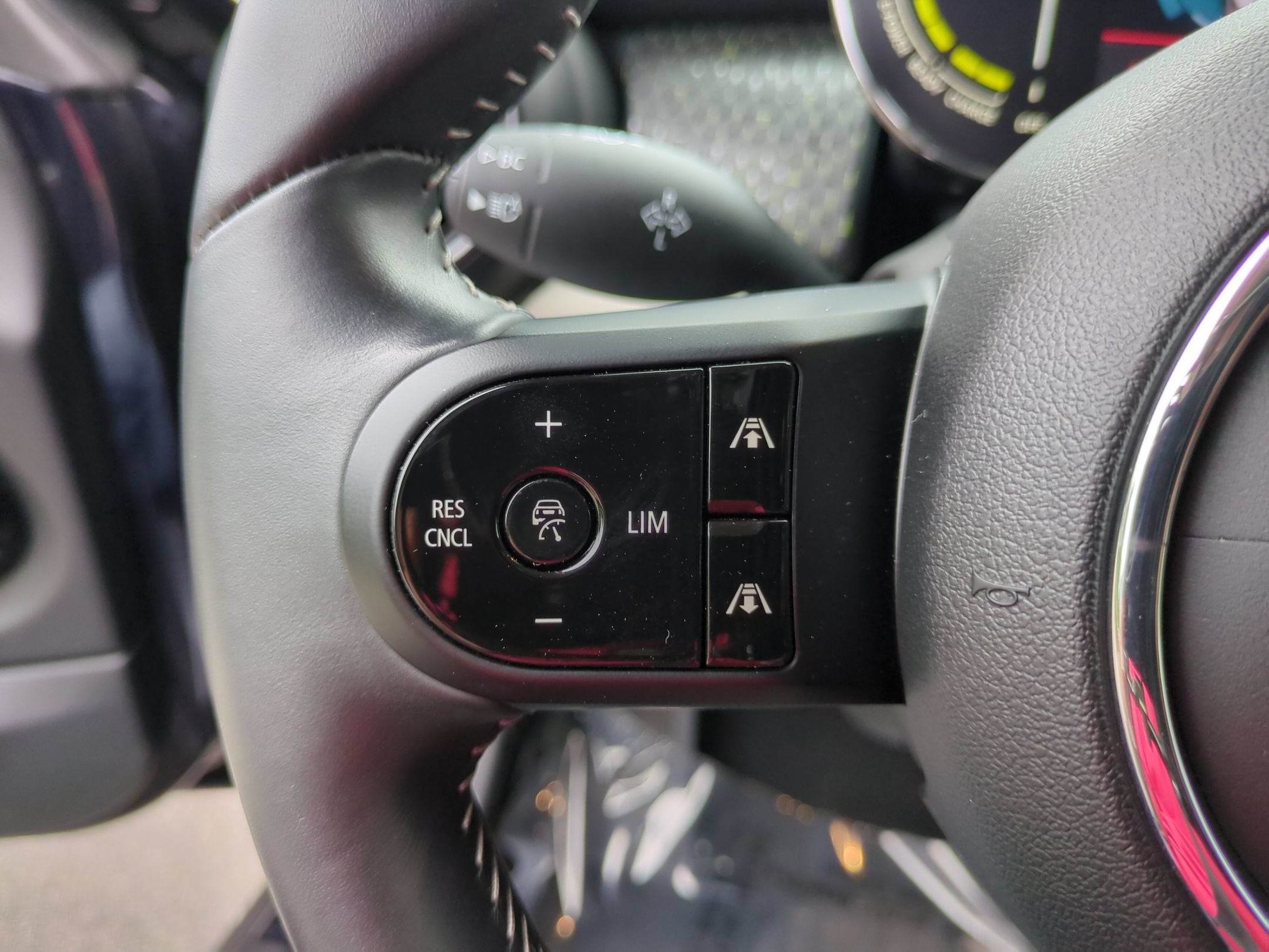 2023 MINI Hardtop 2 Door Cooper SE