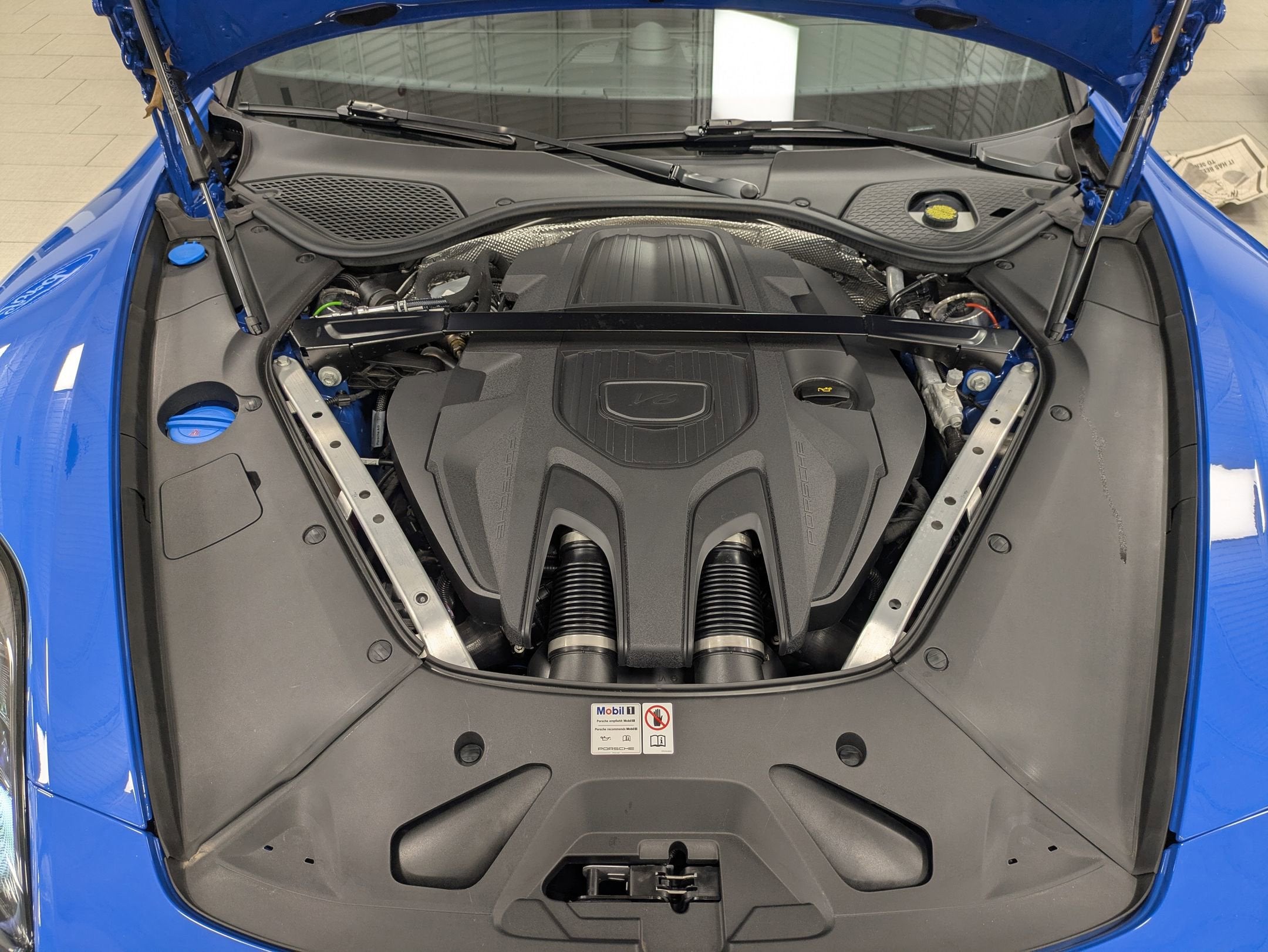 2024 Porsche Panamera 4