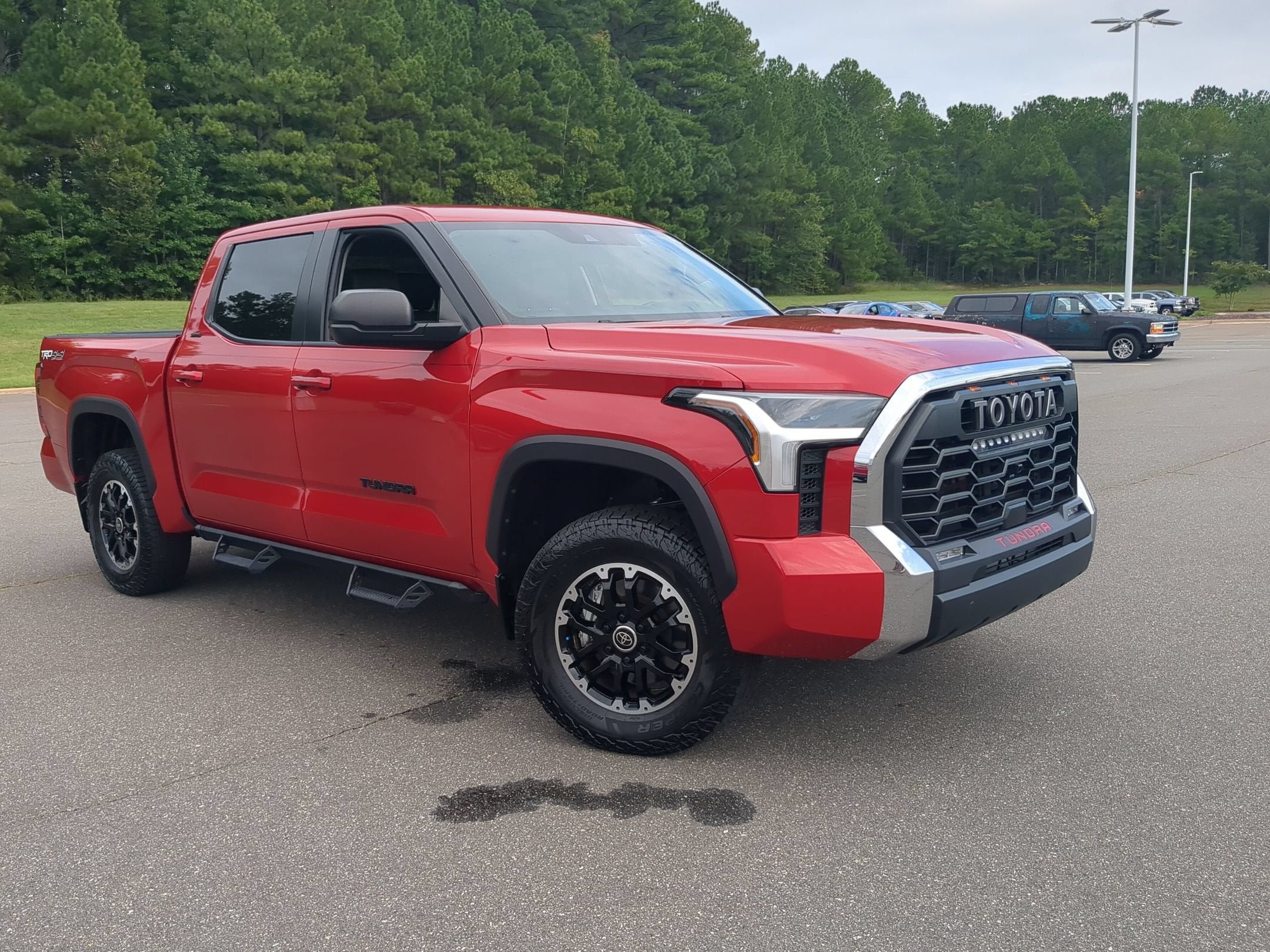 2024 Toyota Tundra 4WD SR5