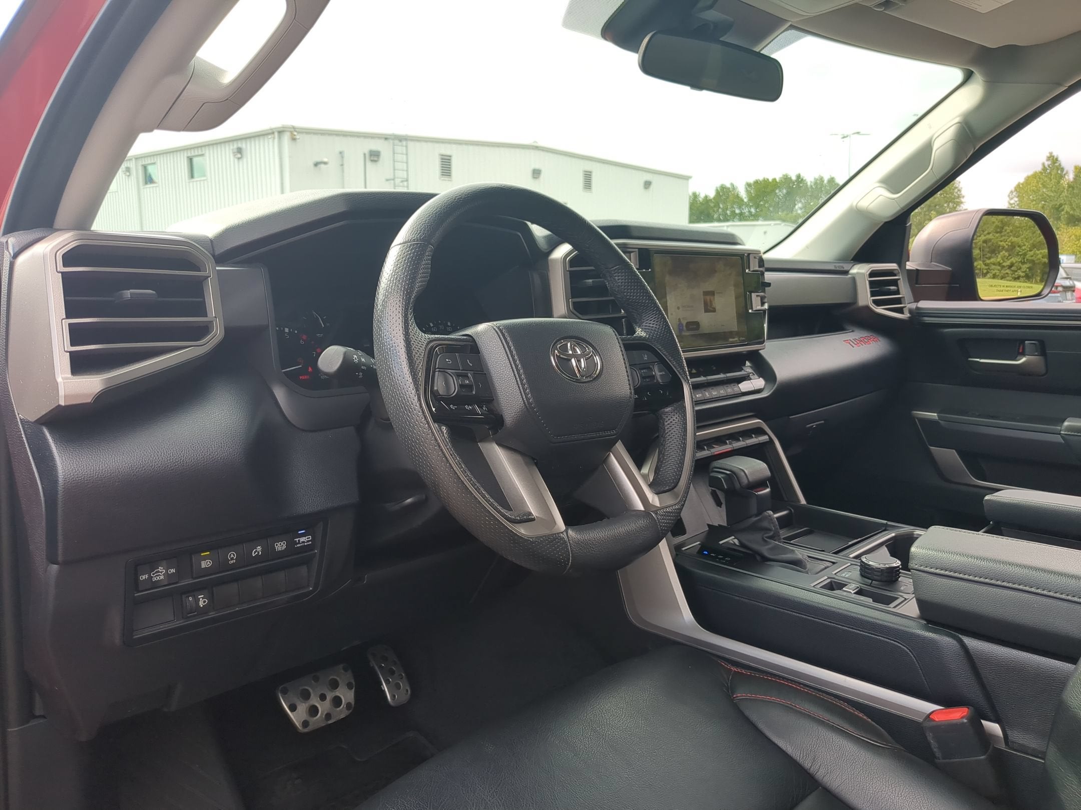 2024 Toyota Tundra 4WD SR5