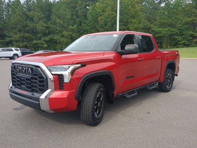 2024 Toyota Tundra 4WD SR5