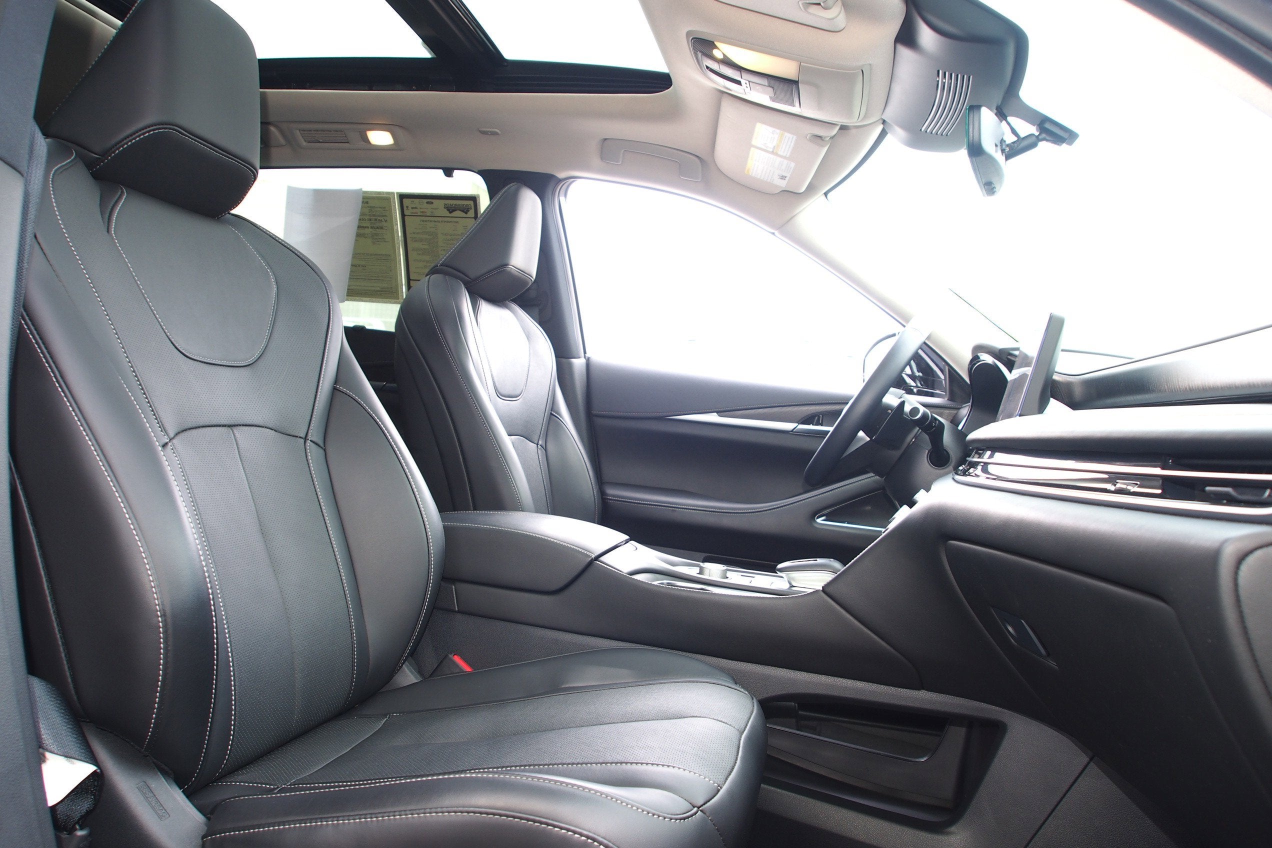 2025 INFINITI QX60 SENSORY