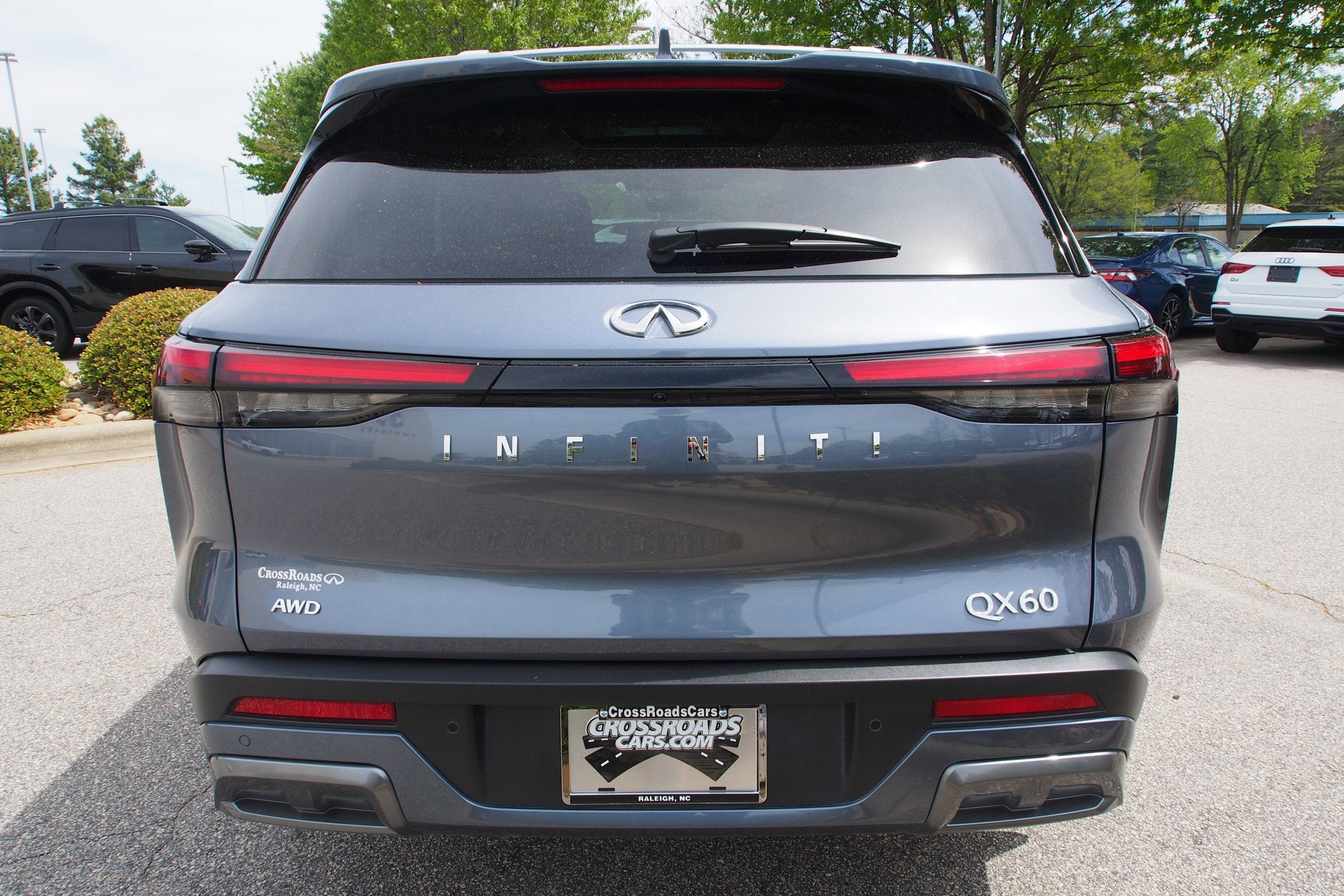 2025 INFINITI QX60 SENSORY