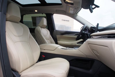 2024 INFINITI QX60 LUXE