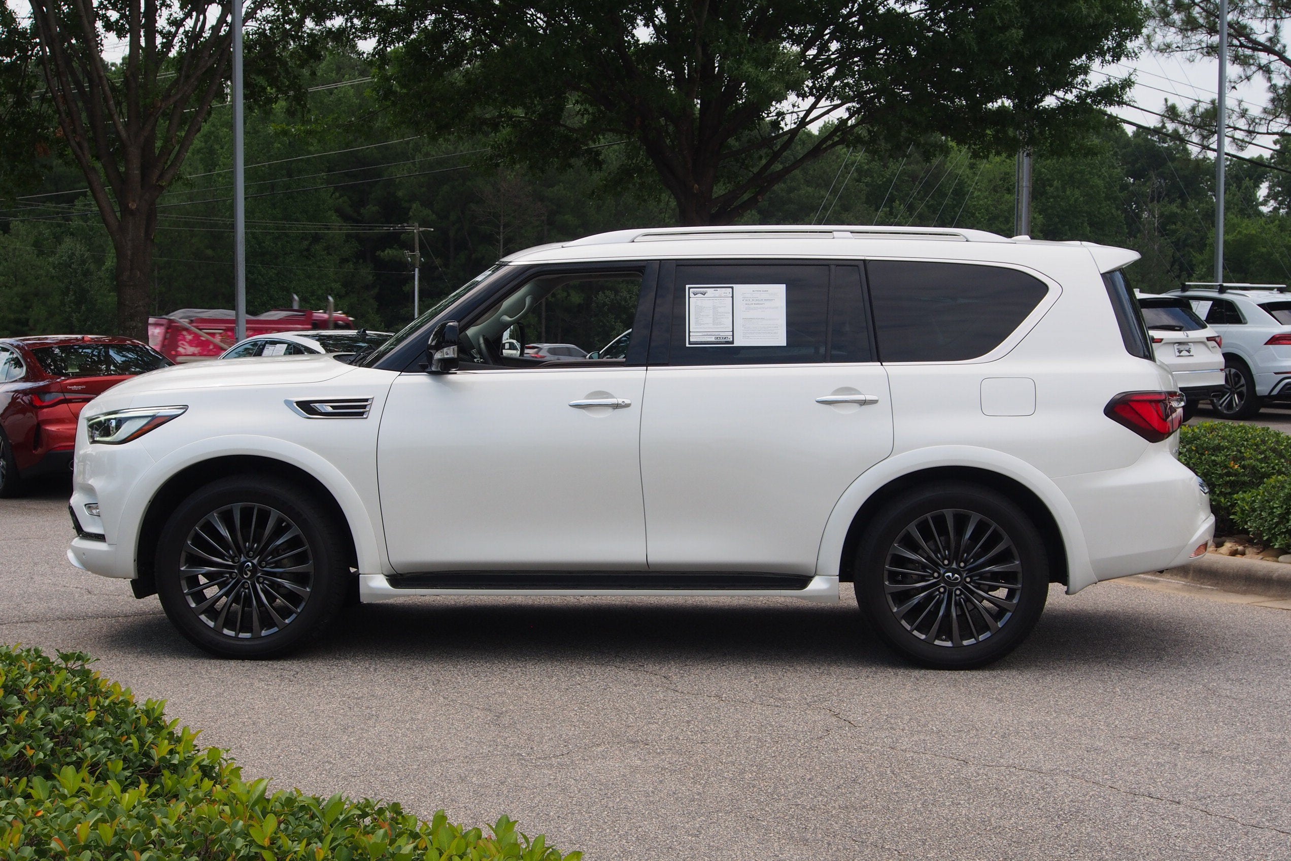 2022 INFINITI QX80 PREMIUM SELECT