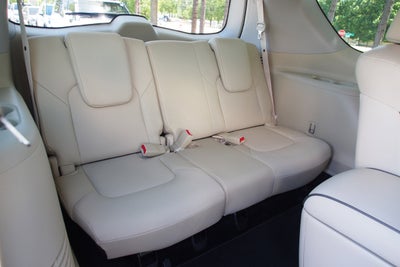 2023 INFINITI QX80 LUXE