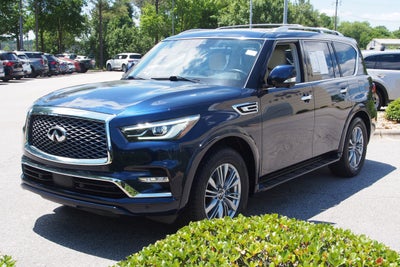 2023 INFINITI QX80 LUXE
