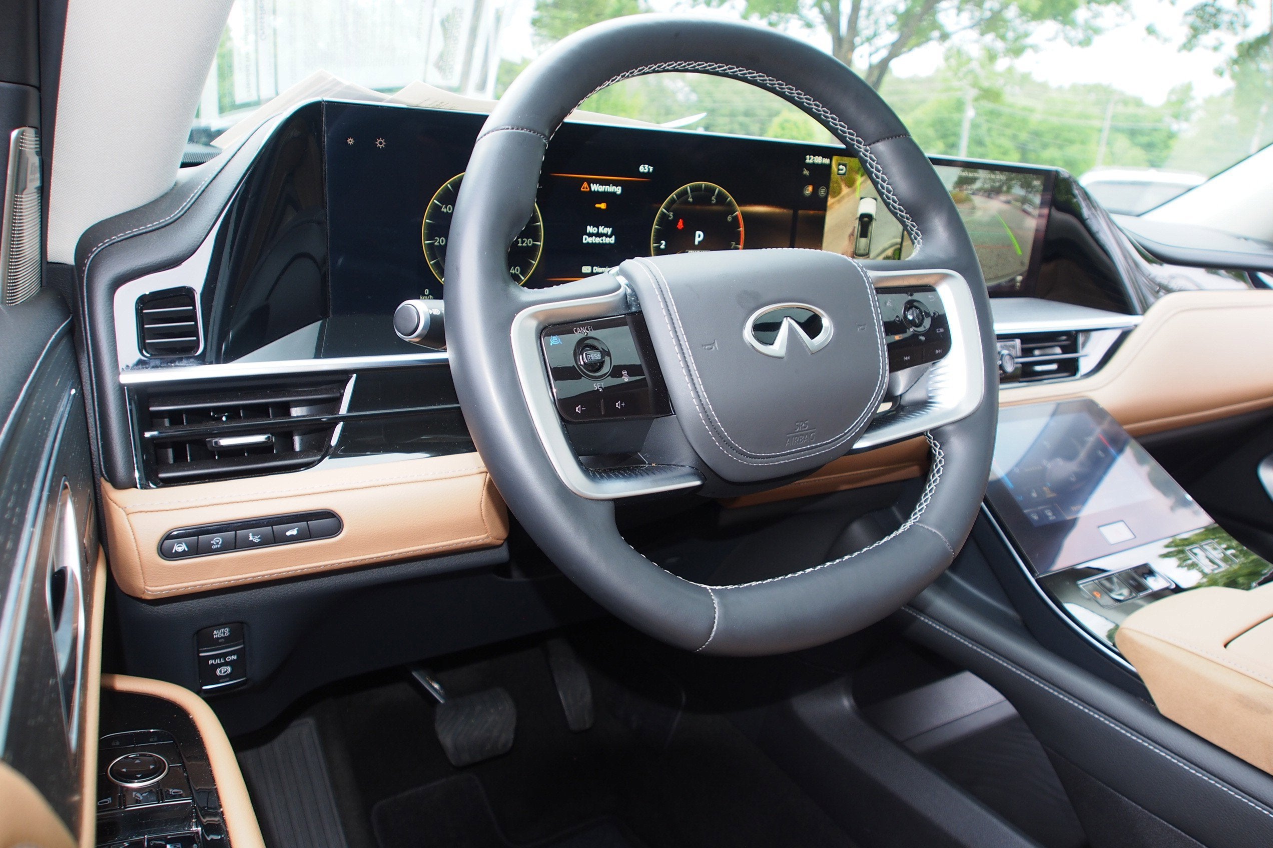 2025 INFINITI QX80 SENSORY