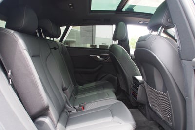 2022 Audi Q8 Premium Plus