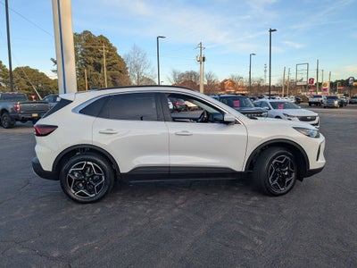 2026 Ford Escape Platinum