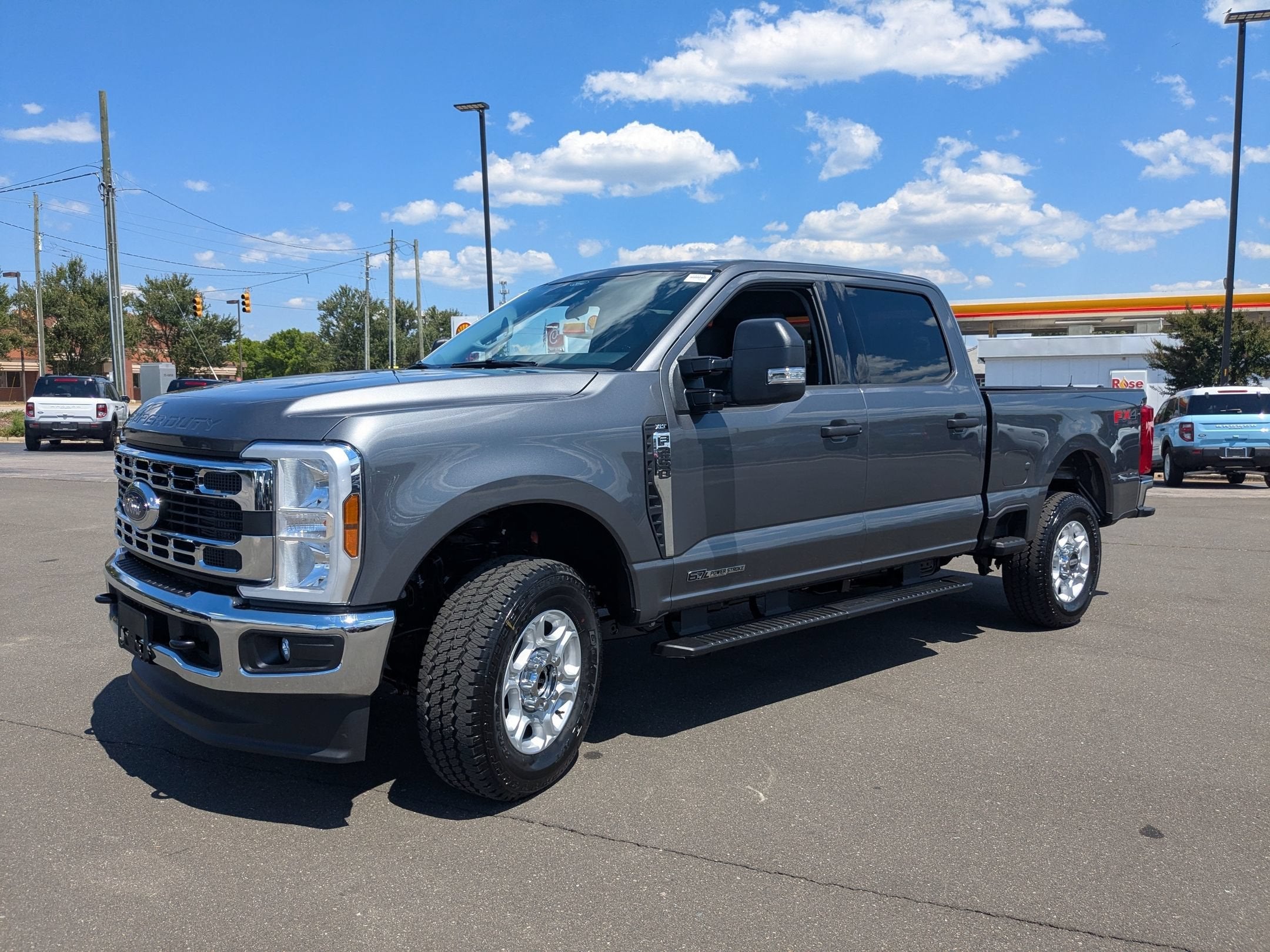 2026 Ford Super Duty F-250 SRW XLT