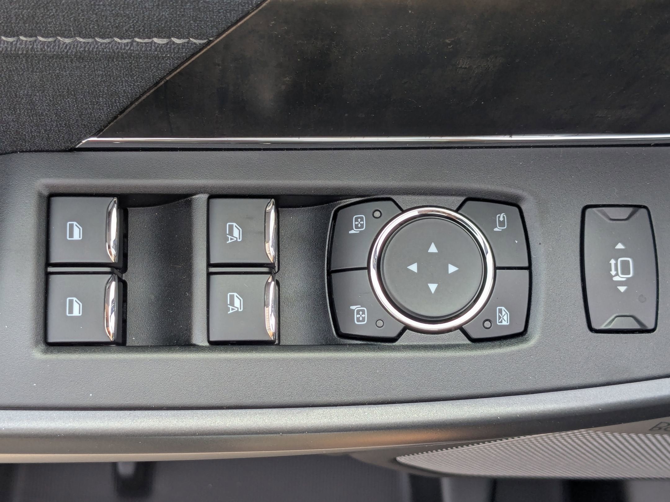 2025 Ford Super Duty F-250 SRW LARIAT