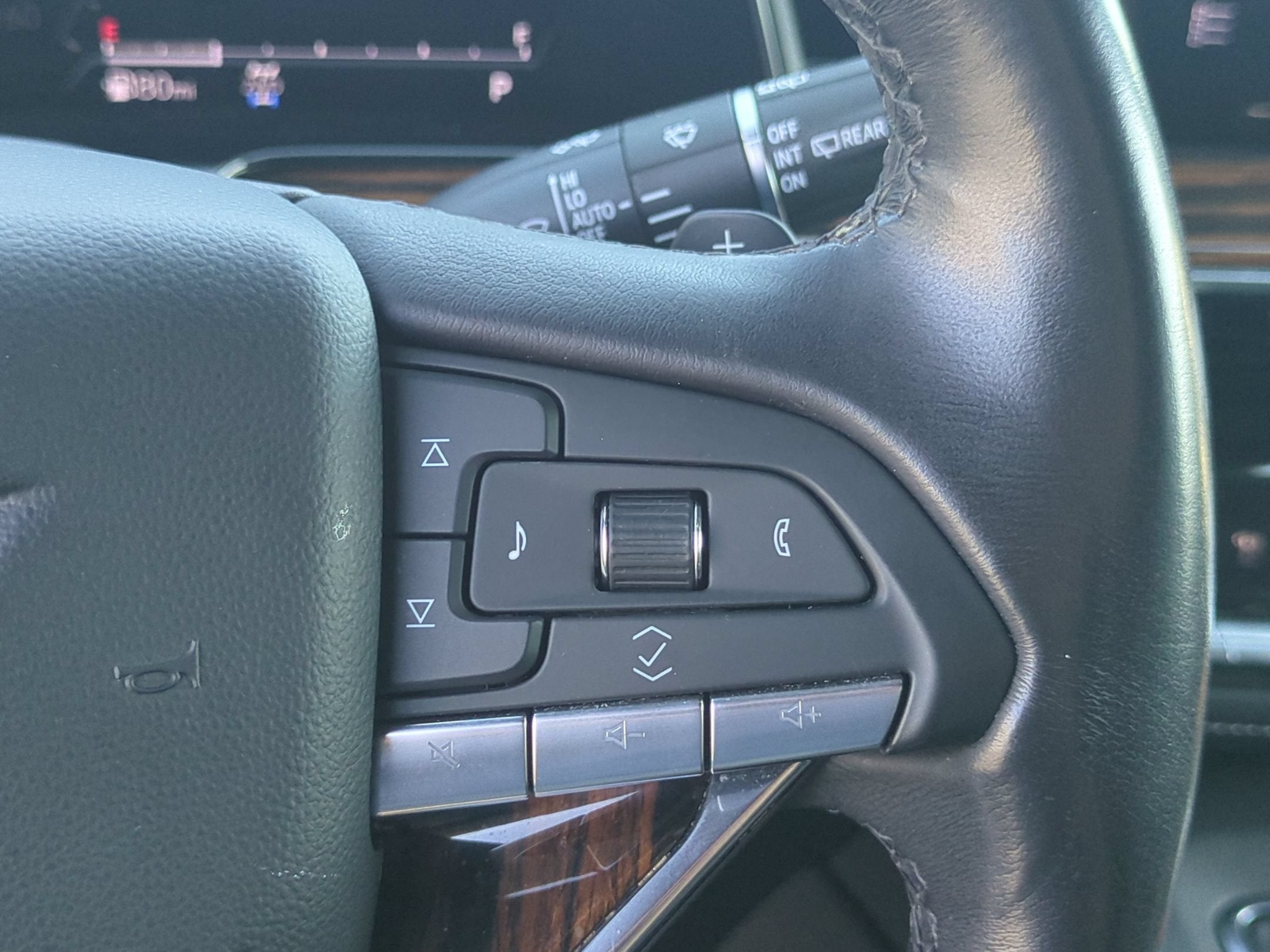 2023 Cadillac Escalade 4WD Premium Luxury
