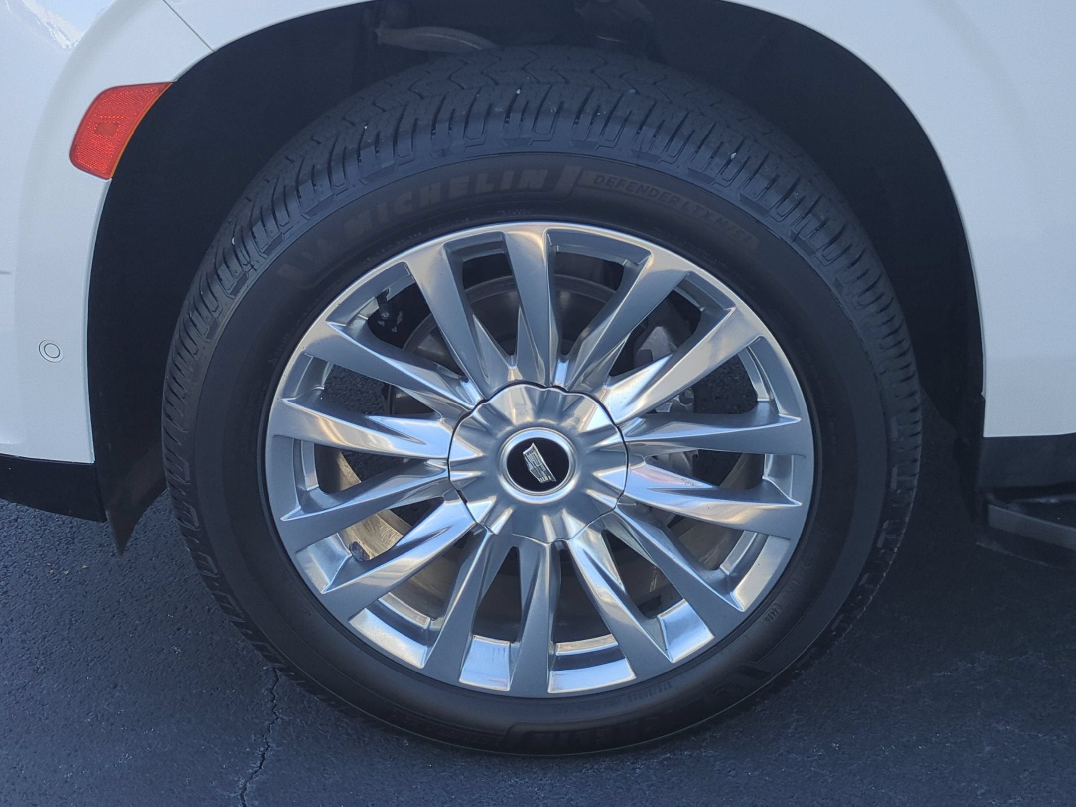 2023 Cadillac Escalade 4WD Premium Luxury