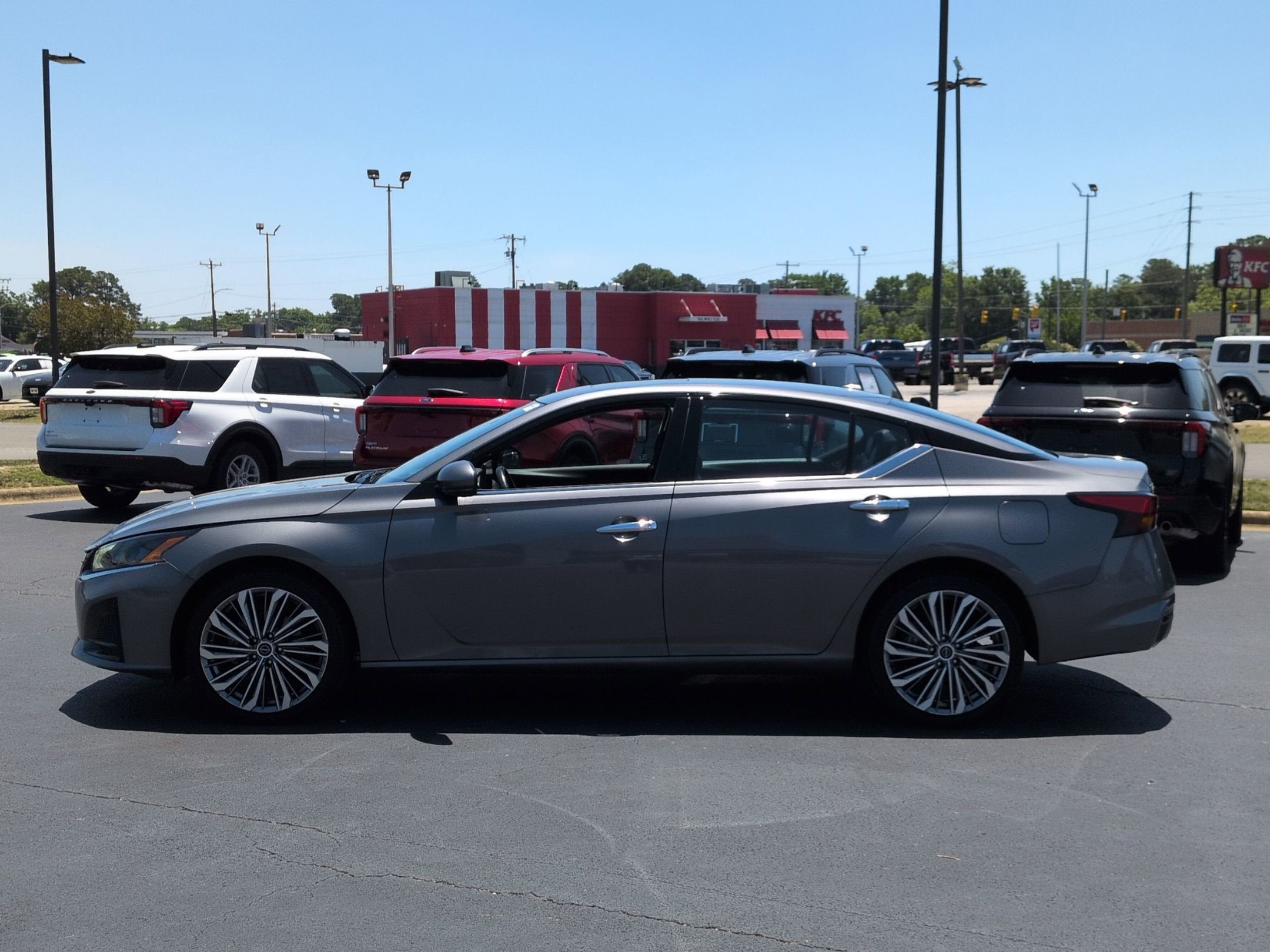 2024 Nissan Altima 2.5 SL