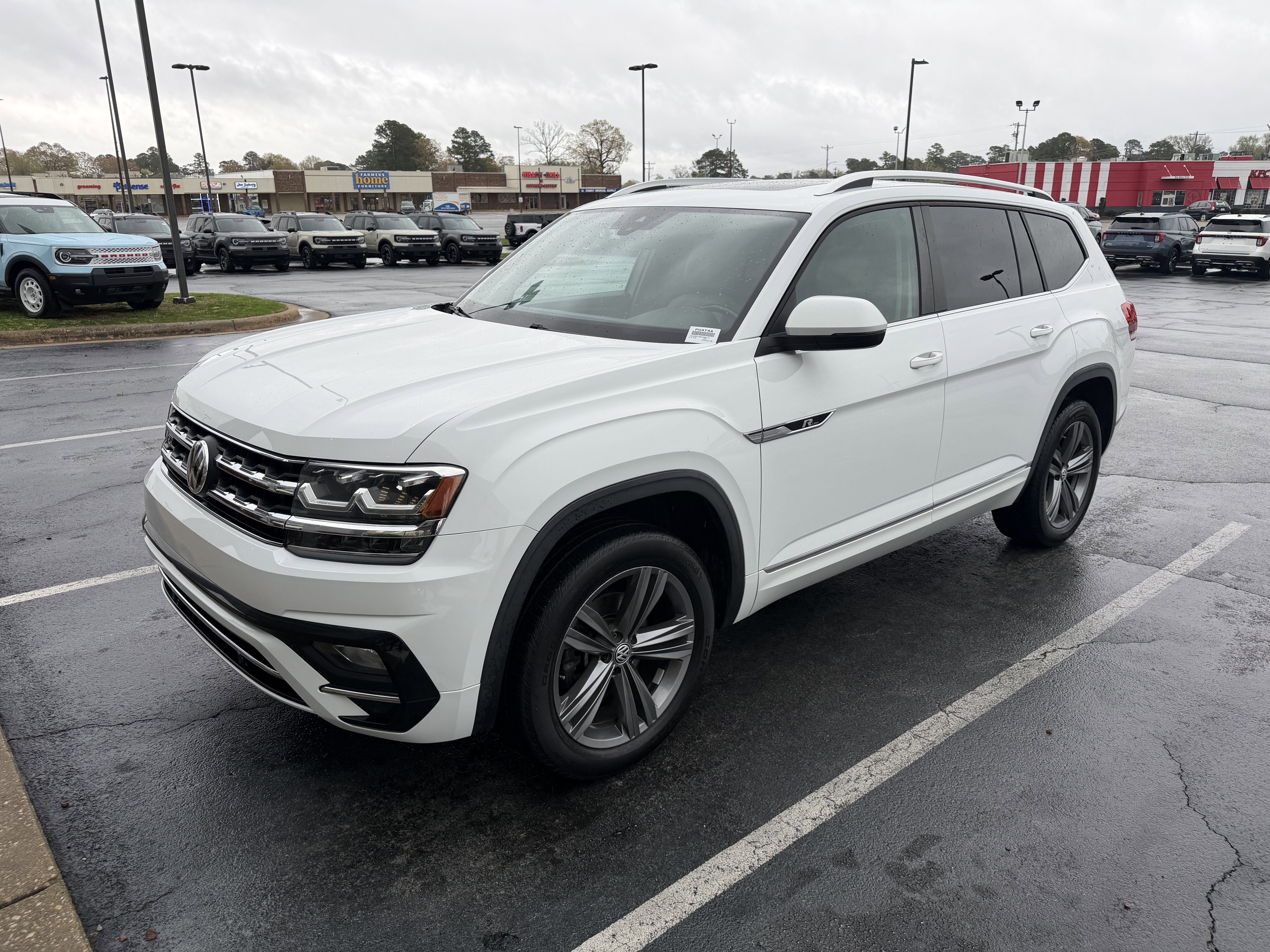 2019 Volkswagen Atlas 3.6L V6 SEL R-Line