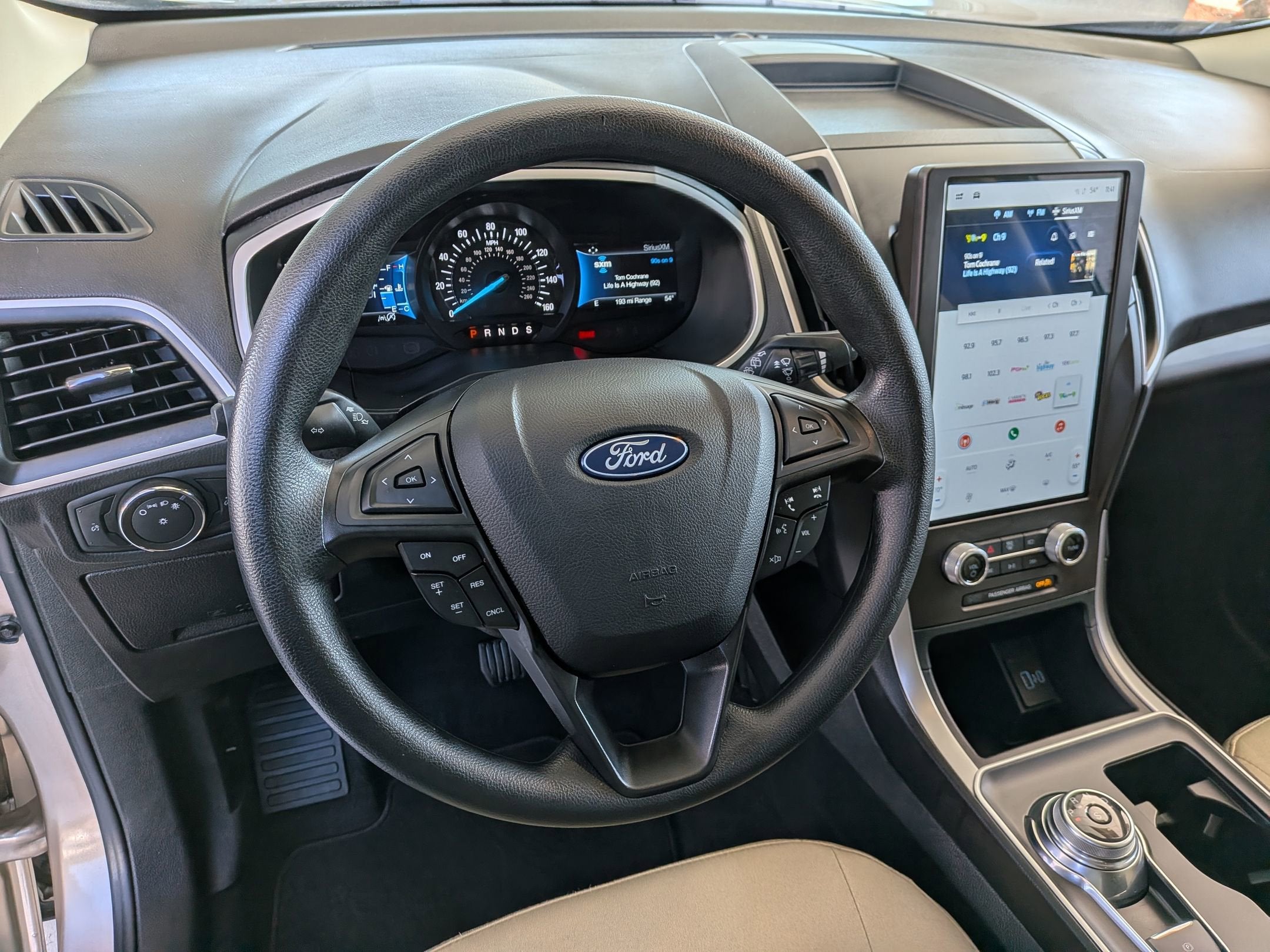 2021 Ford Edge SE