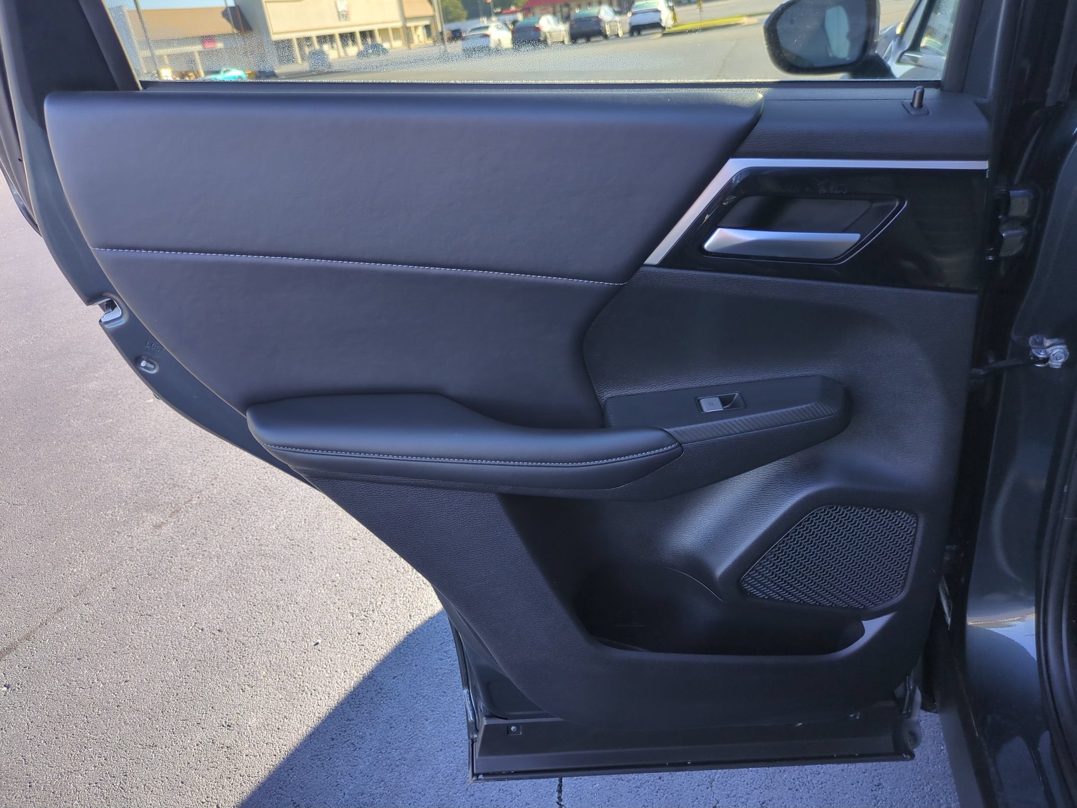 2024 Mitsubishi Outlander SE Black Edition